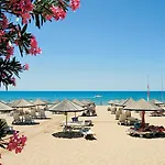 Defne Star Otel