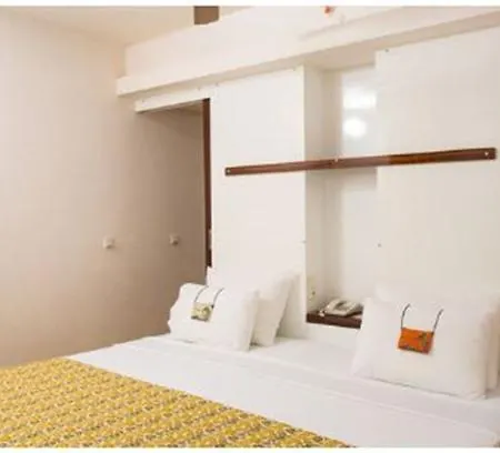 Defne Star Отель