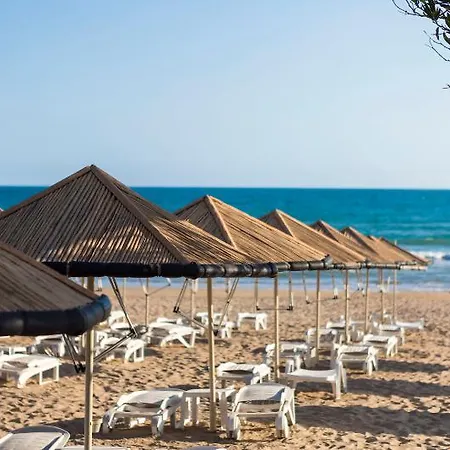 Defne Star Hotell 4*